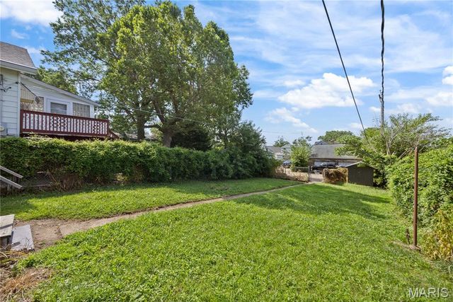 4352 Chippewa Street, St Louis, MO 63116