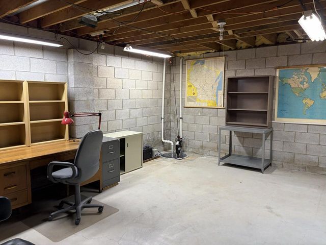 8232 Cooper ROAD, Kenosha, WI 53142