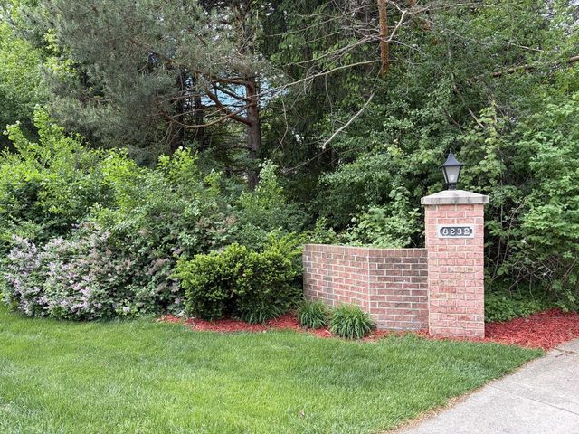 8232 Cooper ROAD, Kenosha, WI 53142