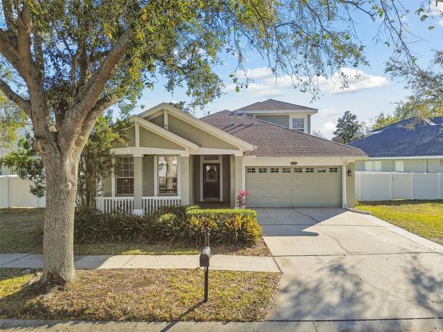 18034 LAKE REFLECTIONS BOULEVARD, Lutz, FL 33558