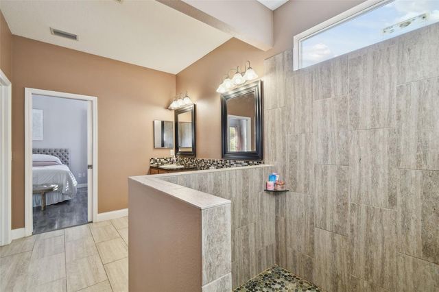18034 LAKE REFLECTIONS BOULEVARD, Lutz, FL 33558