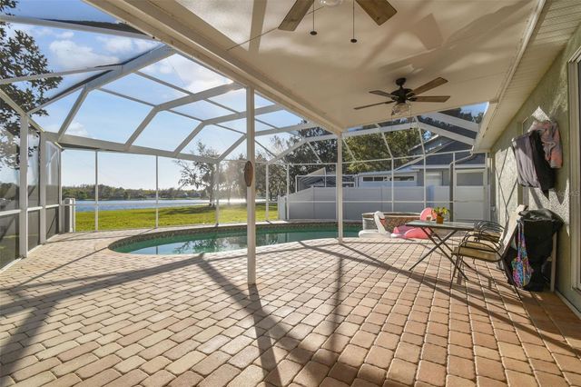 18034 LAKE REFLECTIONS BOULEVARD, Lutz, FL 33558