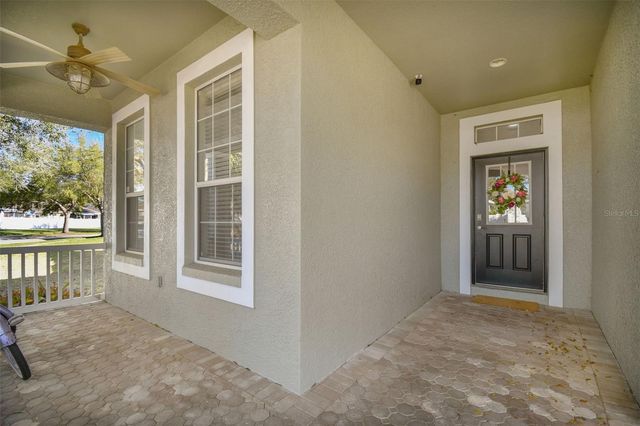 18034 LAKE REFLECTIONS BOULEVARD, Lutz, FL 33558