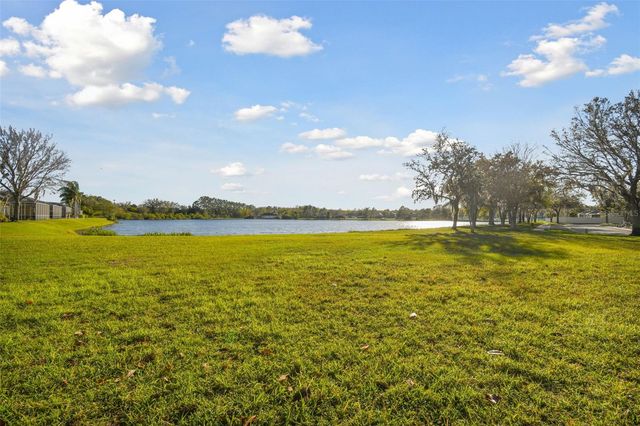 18034 LAKE REFLECTIONS BOULEVARD, Lutz, FL 33558
