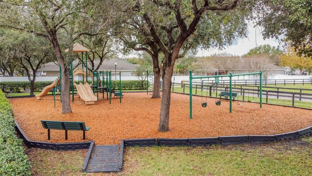 18034 LAKE REFLECTIONS BOULEVARD, Lutz, FL 33558