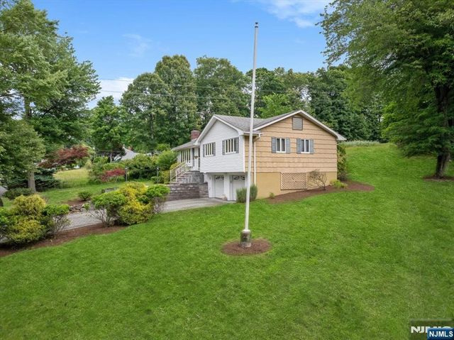 641 Antrim Road, River Vale, NJ 07675