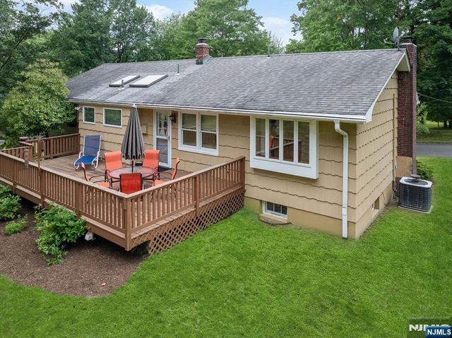 641 Antrim Road, River Vale, NJ 07675