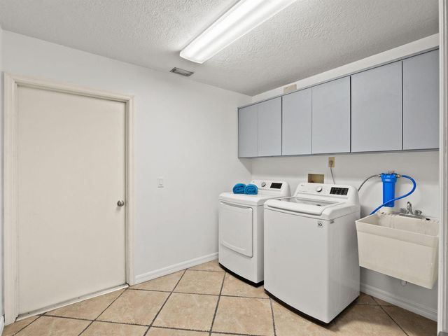 3501 Hill Stream Avenue, Apopka, FL 32712