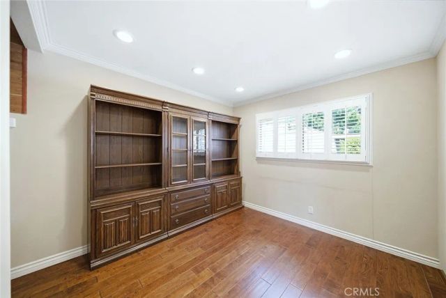 9512 Via Venezia, Burbank, CA 91504