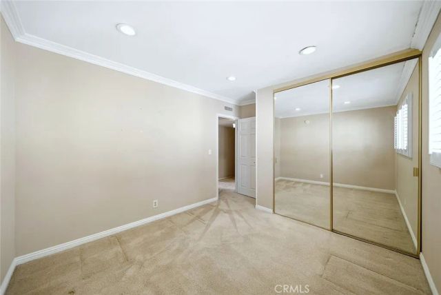 9512 Via Venezia, Burbank, CA 91504