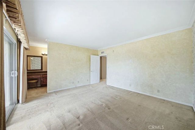 9512 Via Venezia, Burbank, CA 91504