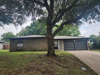 5309 Wolens Way, Fort Worth, TX 76133