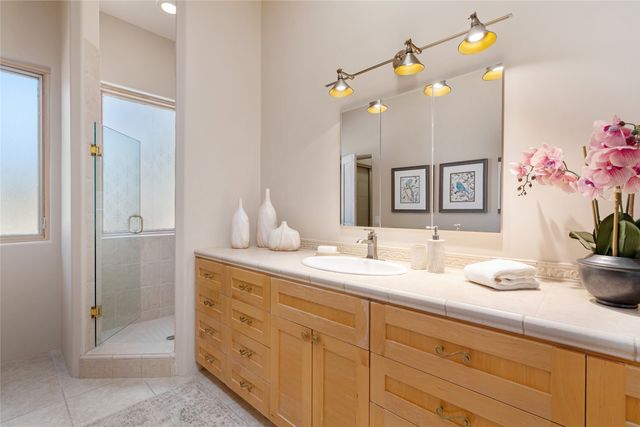 4 Old Agua Fria E, Santa Fe, NM 87508