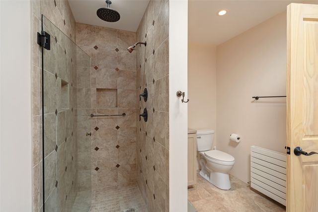 4 Old Agua Fria E, Santa Fe, NM 87508