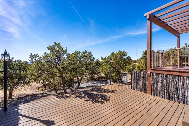 4 Old Agua Fria E, Santa Fe, NM 87508