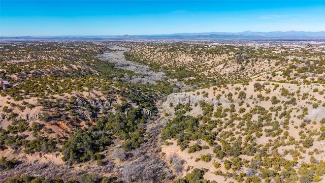 4 Old Agua Fria E, Santa Fe, NM 87508
