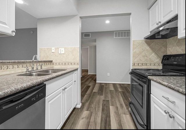 1500 Bay Area Boulevard 286, Houston, TX 77058