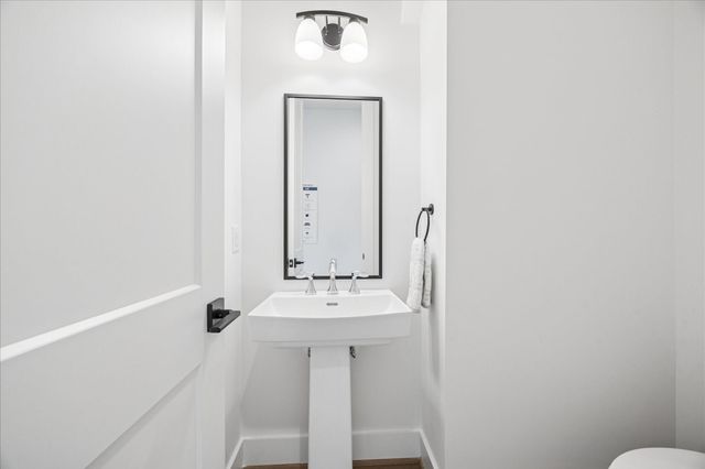 7710 Sky Dweller Drive, Houston, TX 77055