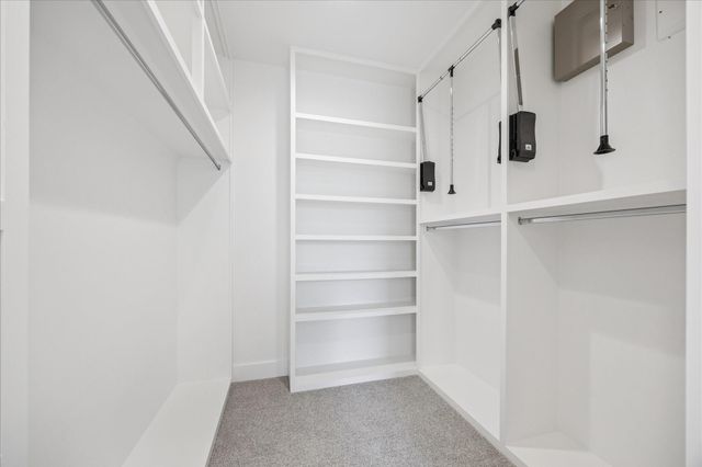 7710 Sky Dweller Drive, Houston, TX 77055