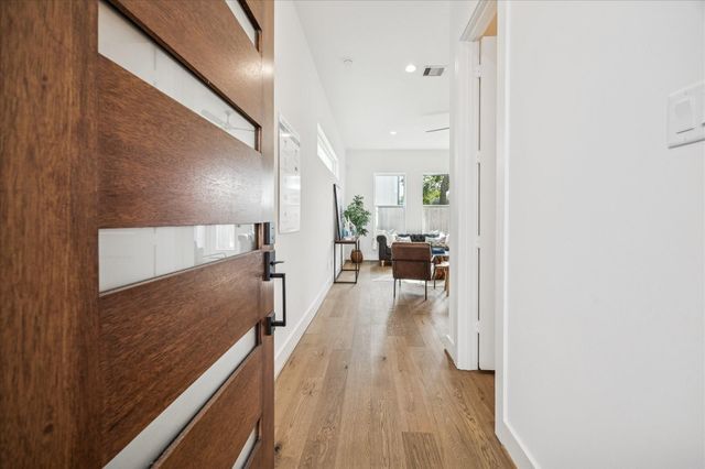 7710 Sky Dweller Drive, Houston, TX 77055