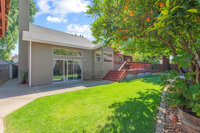 6505 Lennox Way, Elk Grove, CA 95758