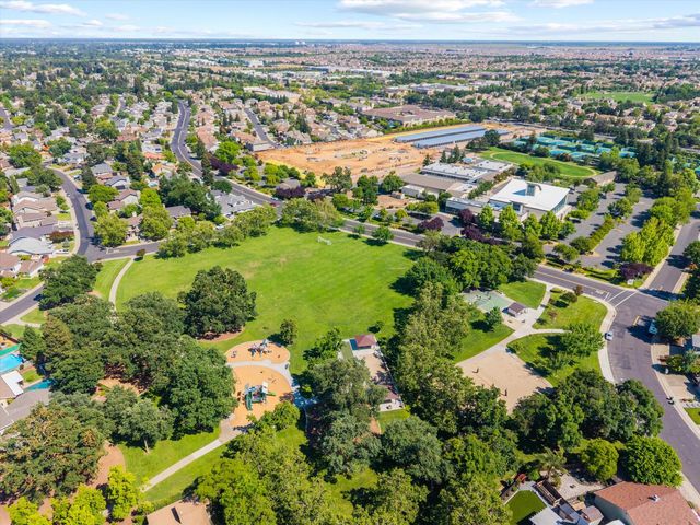 6505 Lennox Way, Elk Grove, CA 95758