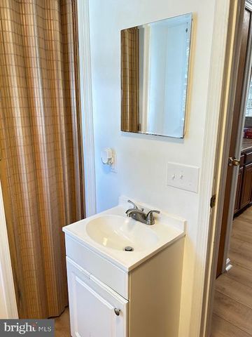 21 E 8TH AVE, York, PA 17404