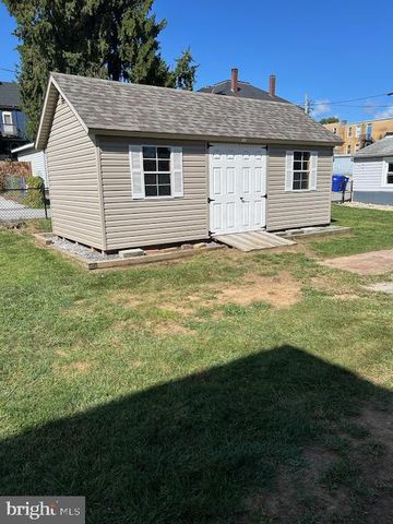 21 E 8TH AVE, York, PA 17404