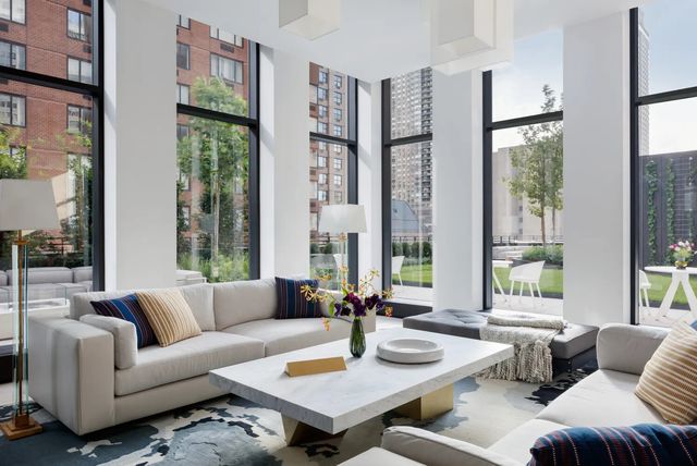 15 W 61st St Apt 5L, New York City, NY 10023