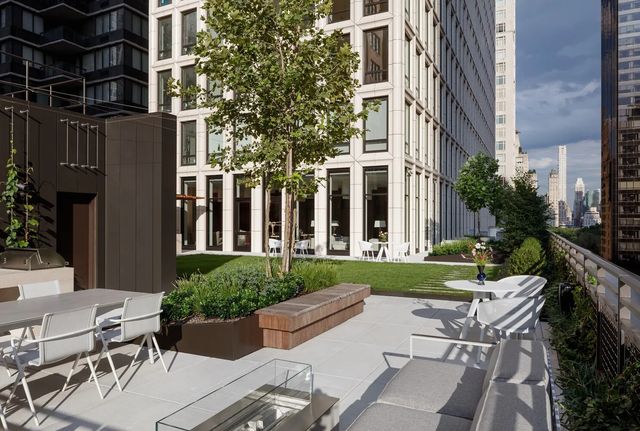 15 W 61st St Apt 5L, New York City, NY 10023