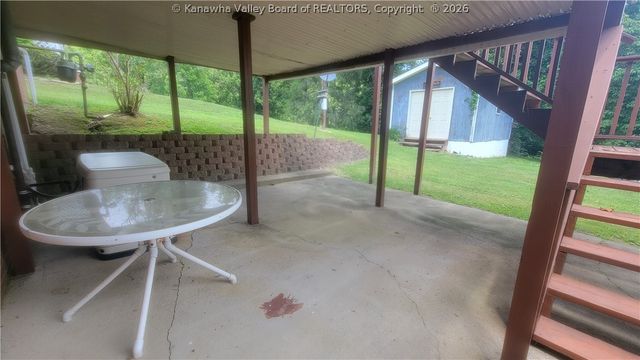 111 Morton Drive, Hamlin, WV 25523