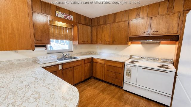 111 Morton Drive, Hamlin, WV 25523