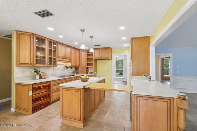 2810 RAVINES Road, Middleburg, FL 32068