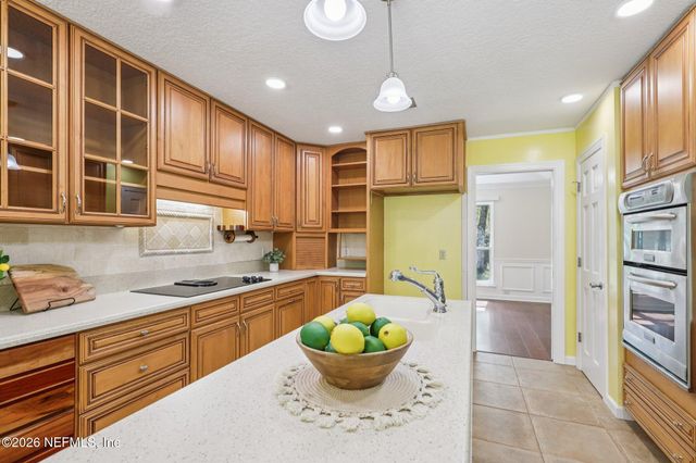 2810 RAVINES Road, Middleburg, FL 32068