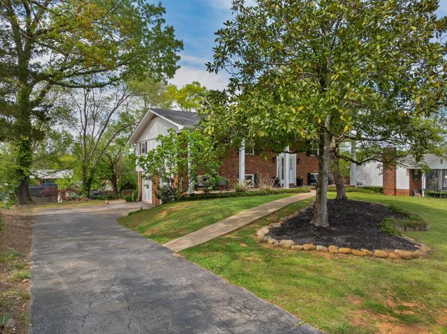 9211 Ramblewood Drive, Harrison, TN 37341