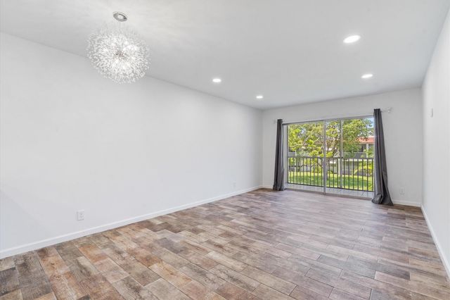 899 SE 2ND Avenue 203, Deerfield Beach, FL 33441