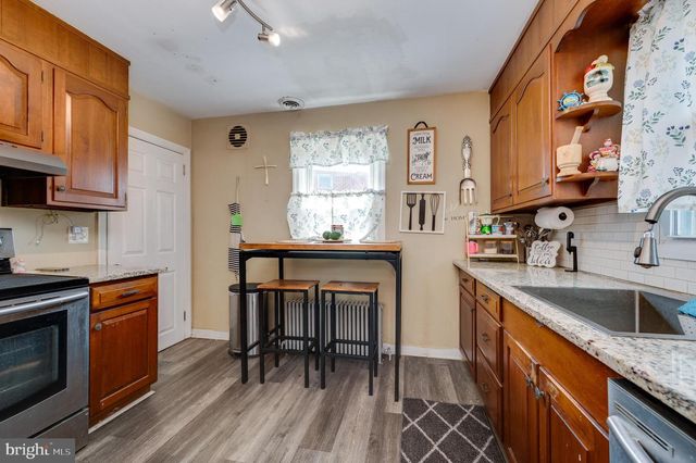 202 GERRY ST, Reading, PA 19611