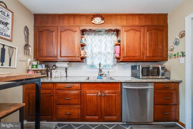 202 GERRY ST, Reading, PA 19611