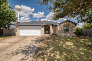 1204 Delia Chapa, Hutto, TX 78634