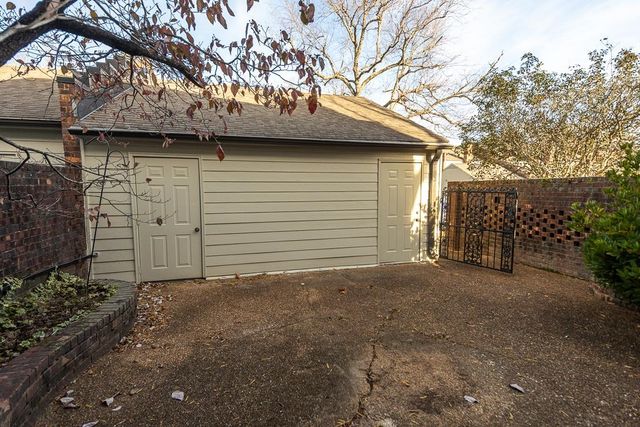 1806 KIMBROUGH RD, Germantown, TN 38138