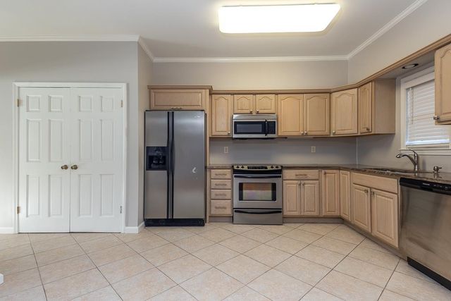 1806 KIMBROUGH RD, Germantown, TN 38138