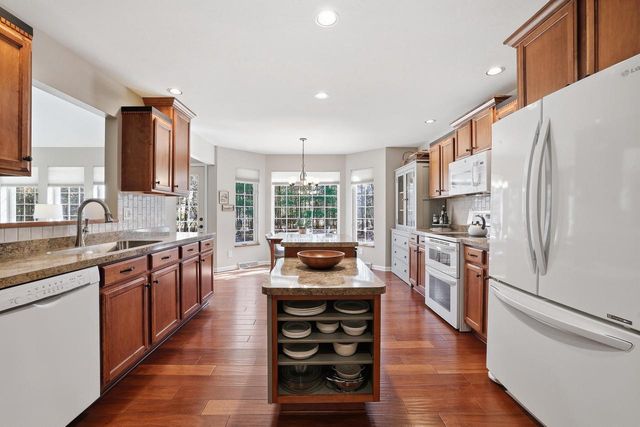 3241 PARKWOOD DRIVE, Stevens Point, WI 54481