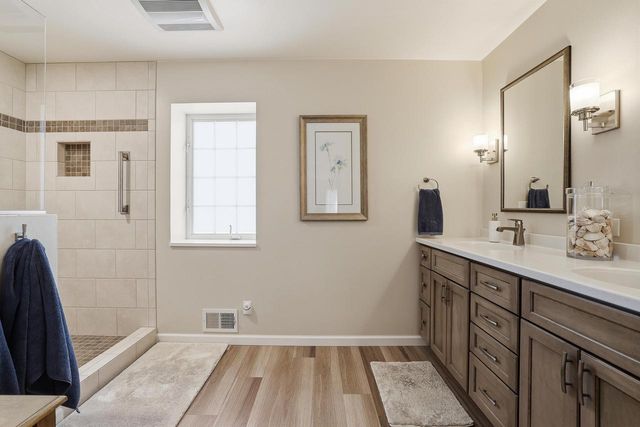 3241 PARKWOOD DRIVE, Stevens Point, WI 54481