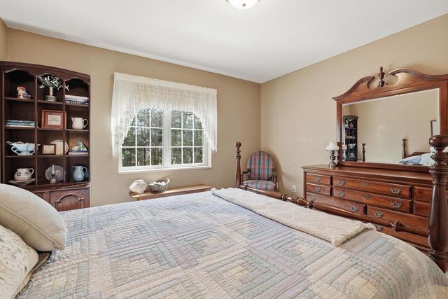 3241 PARKWOOD DRIVE, Stevens Point, WI 54481