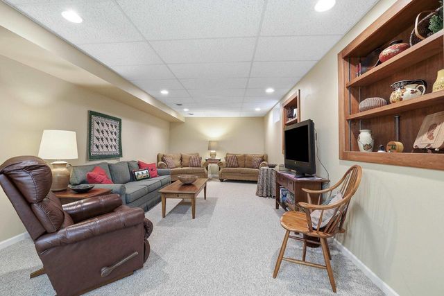 3241 PARKWOOD DRIVE, Stevens Point, WI 54481