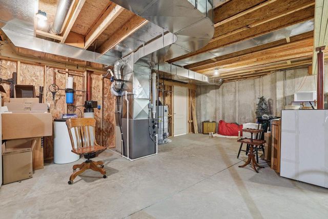 3241 PARKWOOD DRIVE, Stevens Point, WI 54481