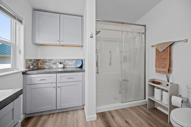 3511 N Brooks Rd, Medical Lake, WA 99022
