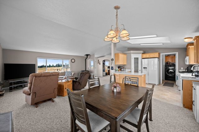 3511 N Brooks Rd, Medical Lake, WA 99022