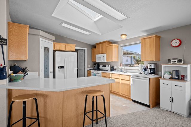 3511 N Brooks Rd, Medical Lake, WA 99022