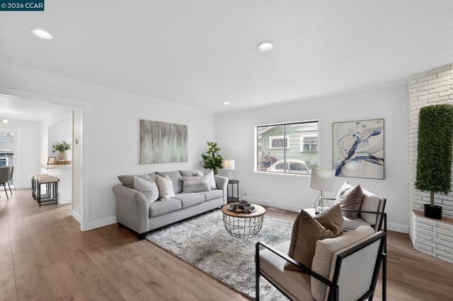 1340 Delacy Avenue, Martinez, CA 94553